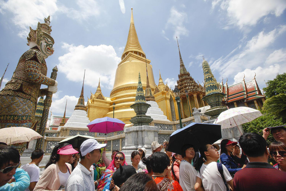 Trước đại dịch COVID-19, các du khách Trung Quốc mỗi năm chi tiêu 255 tỷ USD cho du lịch toàn cầu (Nguồn: Bangkok Post)
